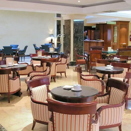 Hotel Santiago 4*