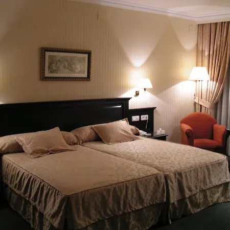 Hotel Santiago Linares (Jaen)